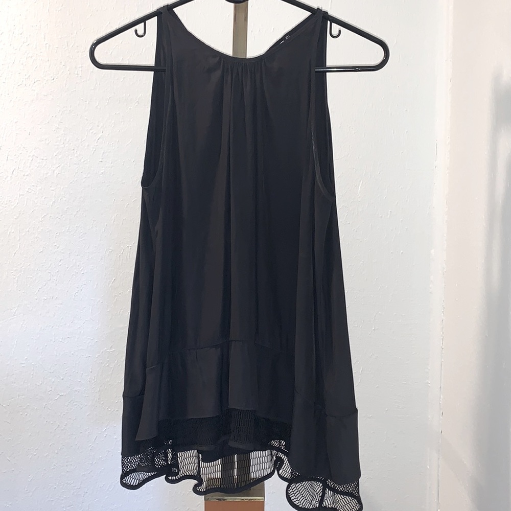Lola & Sophie top with ruffle and mesh alike details